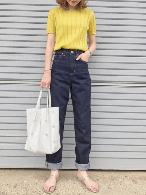 服の色で異なる印象 デートやプレゼン 同窓会の日に選びたい色 Door By Abc Mart