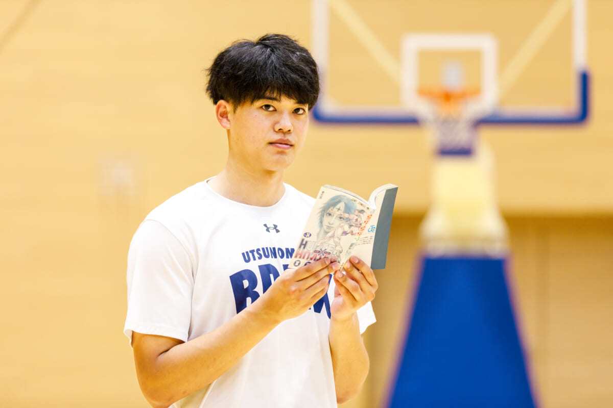 バスケ選手が取り合う“最強の悪魔の実”は？ 名古屋ダイヤモンドドルフィンズ齋藤拓実選手×ONE PIECE【Bリーガーと漫画VOL.16】