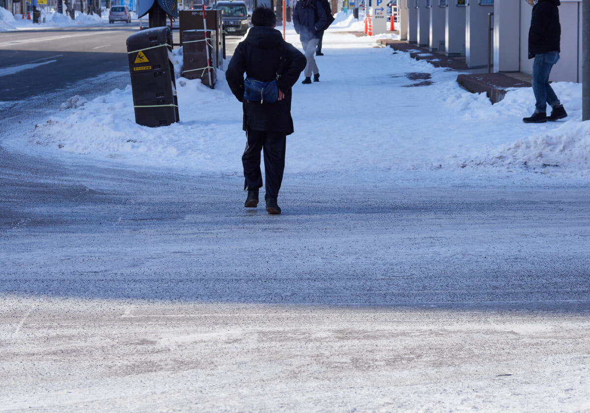 【2025年】スノーブーツで雪道も快適！ 旅行にも便利な冬用ブーツ