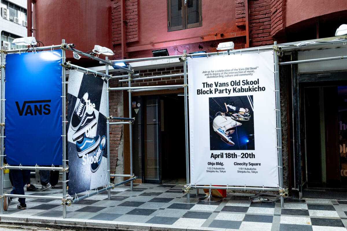 歌舞伎町で、音楽とスケートにひたる3DAYS。VANS『オールドスクール』の新たな魅力を堪能できるイベントへ