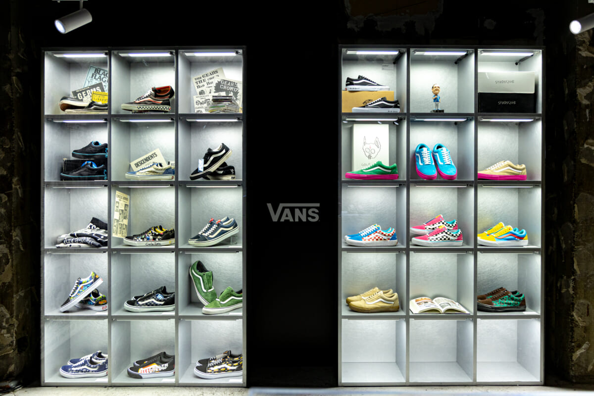 歌舞伎町で、音楽とスケートにひたる3DAYS。VANS『オールドスクール』の新たな魅力を堪能できるイベントへ