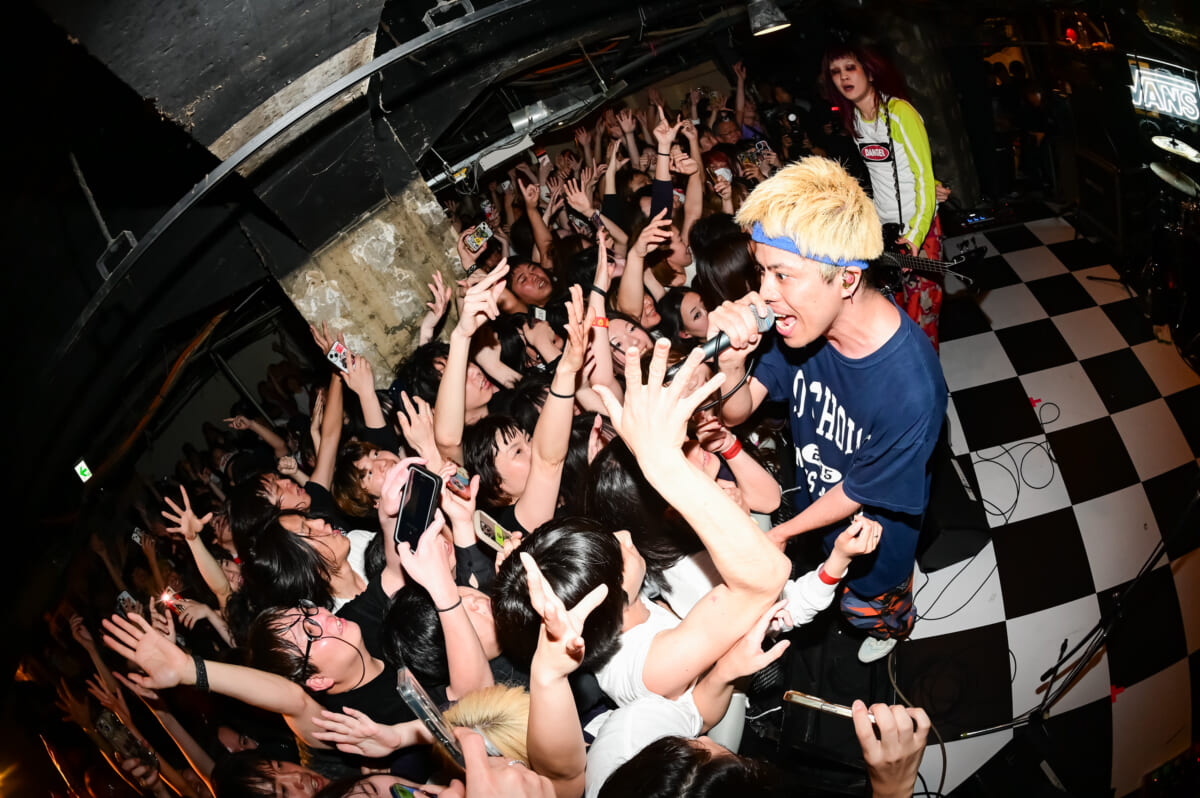 歌舞伎町で、音楽とスケートにひたる3DAYS。VANS『オールドスクール』の新たな魅力を堪能できるイベントへ