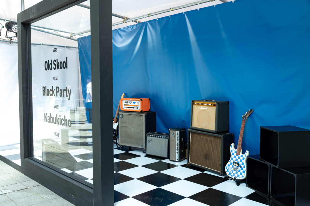 歌舞伎町で、音楽とスケートにひたる3DAYS。VANS『オールドスクール』の新たな魅力を堪能できるイベントへ