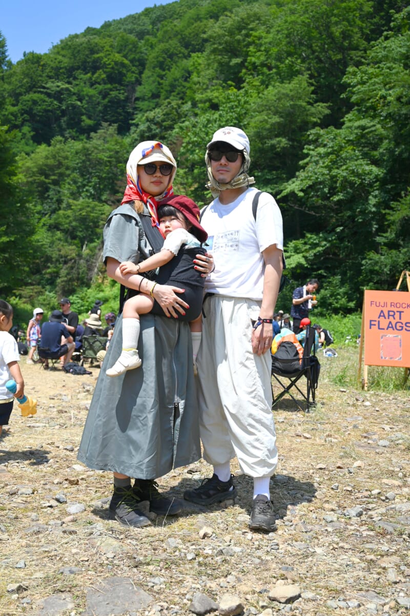 【フジロック2025足元スナップ】「機能性」も「おしゃれ」も妥協なし! 今年の“正解シューズ”を21組に聞いてみた 【フジロック2025足元スナップ】「機能性」も「おしゃれ」も妥協なし! 今年の“正解シューズ”を21組に聞いてみた