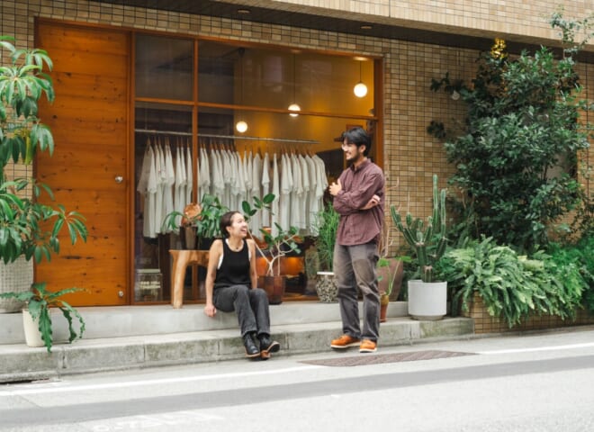 三宿『UNDER THE SUN』の美容師を支える、『レッドウイング』のブーツたち。
