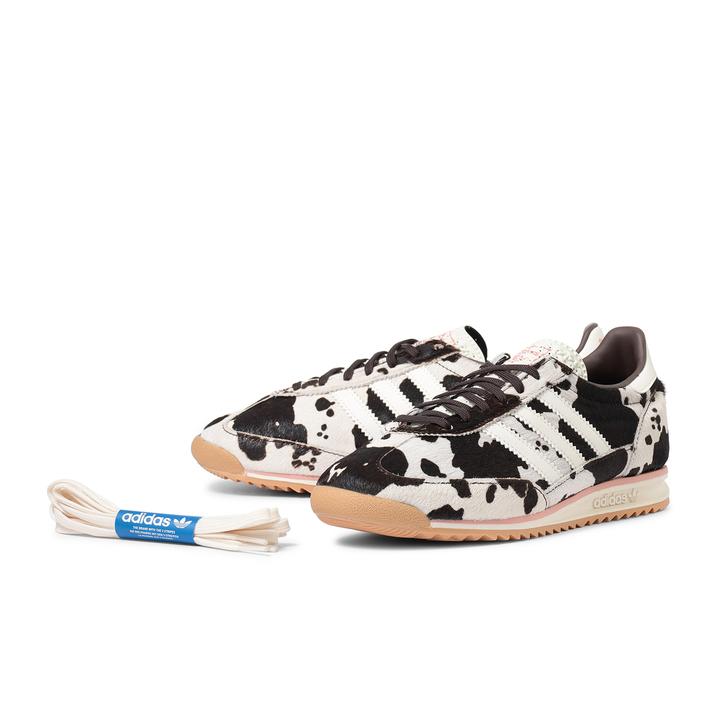 【2025年版】クリスマスプレゼントにおすすめ!定番から新作まで【人気スニーカー28選】 【2025年版】クリスマスプレゼントにおすすめ!定番から新作まで【人気スニーカー28選】