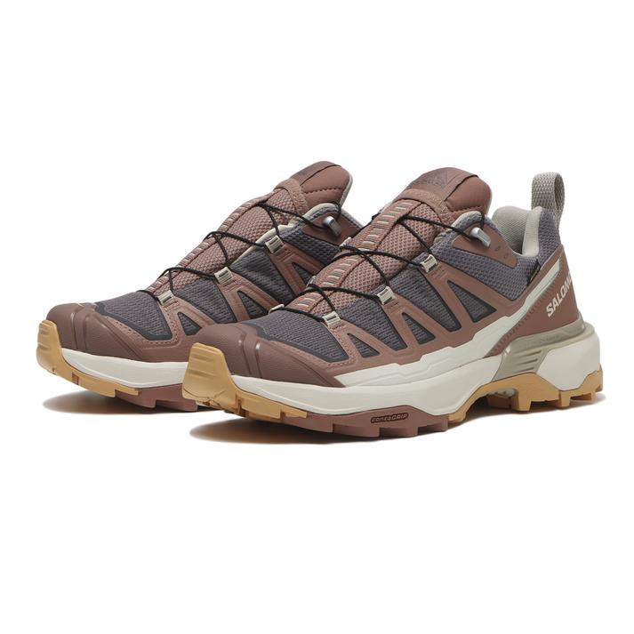 「ゴープコア」とは？街中でも自然でも映える【今注目】のアウトドアミックススタイル！