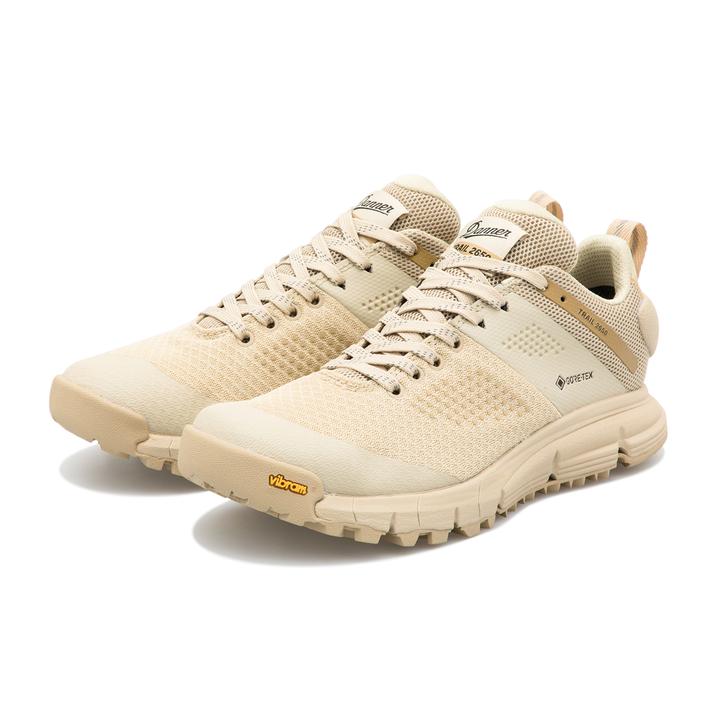 「ゴープコア」とは？街中でも自然でも映える【今注目】のアウトドアミックススタイル！