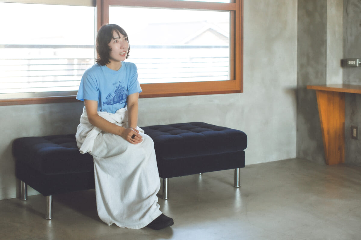 “仕事の私”から“鍛える私”へ、黒のアシックスで切り替わる【EN/ME 鶴岡】