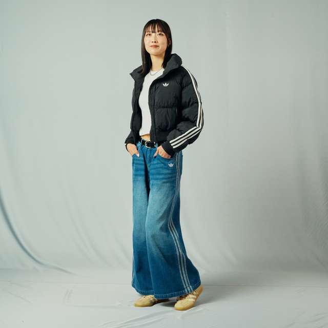 【レディース】コートやジャケットに合わせる「スニーカー」コーデ特集