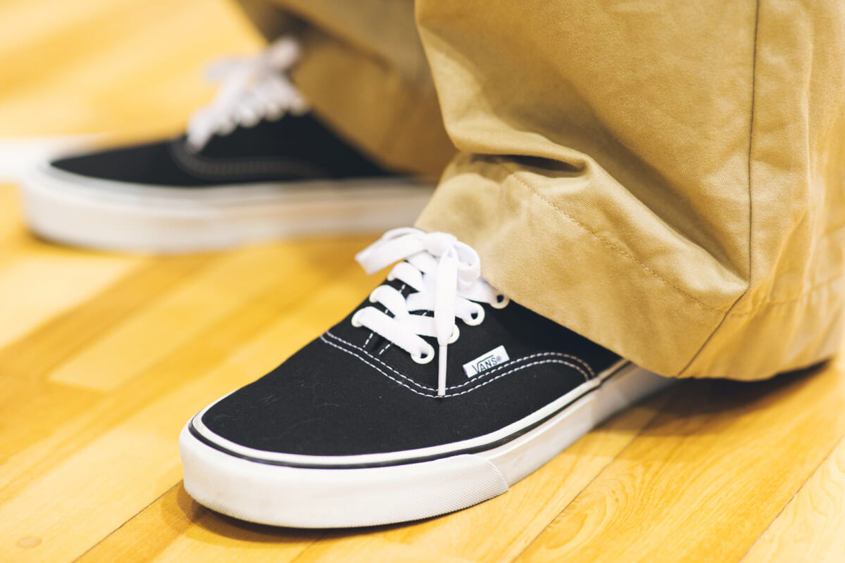 華やかなスコアラーから、泥臭い職人へ。一周回って辿り着いた等身大「VANSオーセンティック」【『僕をつくった、あの1足。』】 華やかなスコアラーから、泥臭い職人へ。一周回って辿り着いた等身大「VANSオーセンティック」【『僕をつくった、あの1足。』】