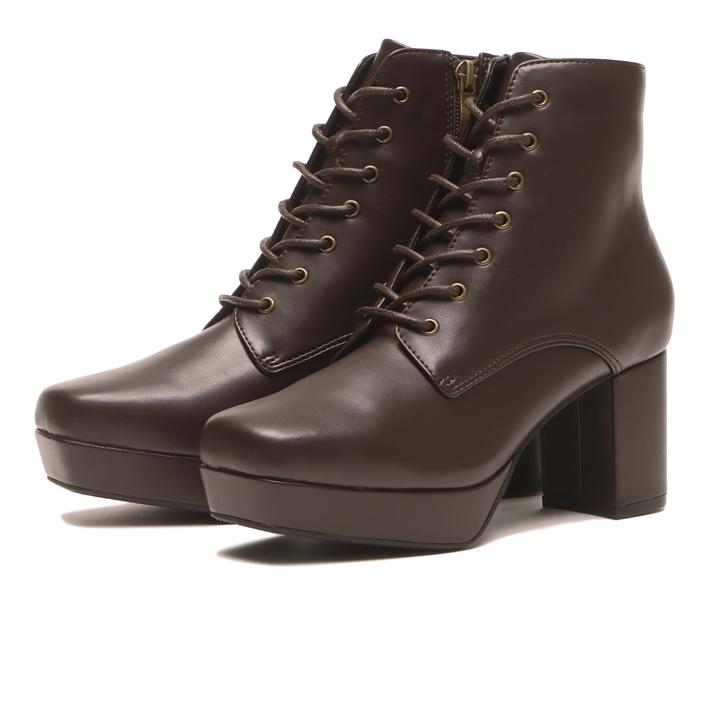 春のブーツはいつまで履ける？ 季節の変わり目を楽しむ春のブーツコーデ術