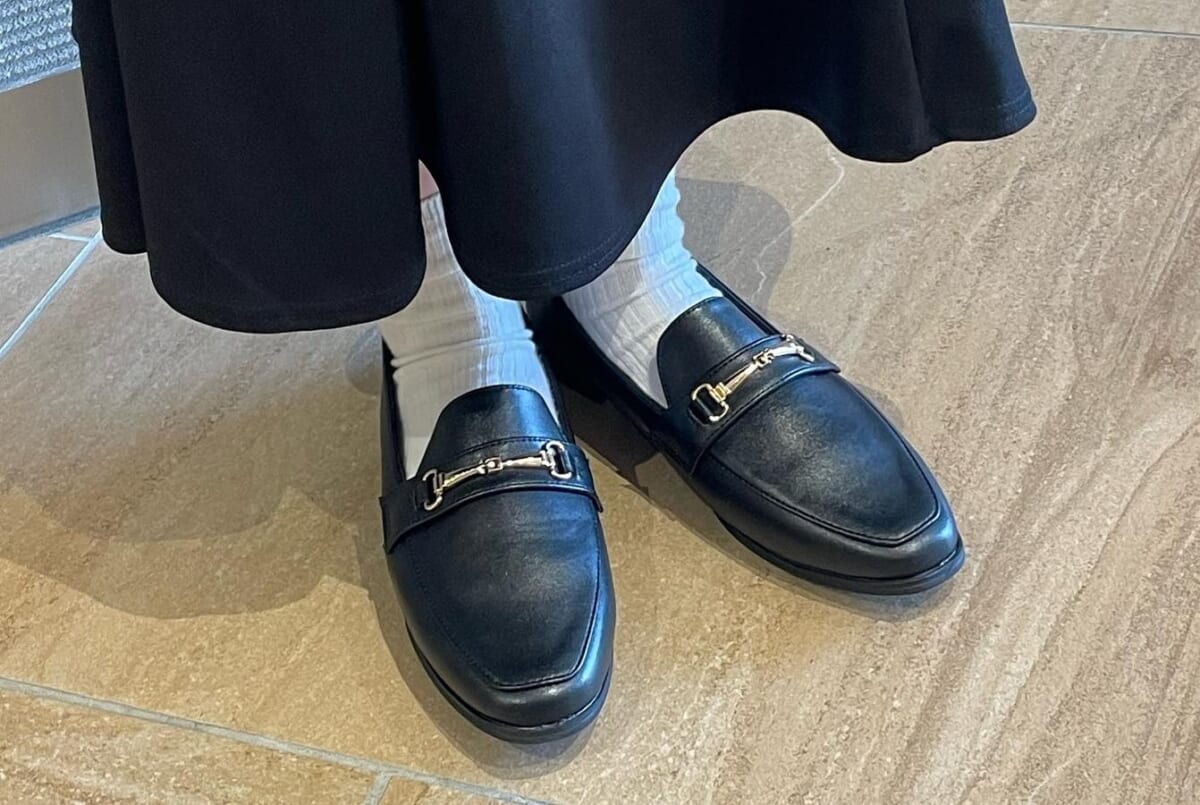 【2026年最新】スニーカー？ローファー？いいとこ取りの「スニーカーローファー」が定番化した理由とオススメモデル