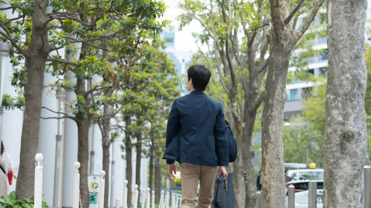 就活の「オフィスカジュアル」正解は？ 面接で失敗しないコーディネートやマナー