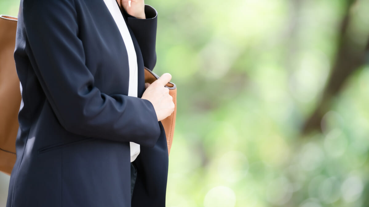 就活の「オフィスカジュアル」正解は？ 面接で失敗しないコーディネートやマナー