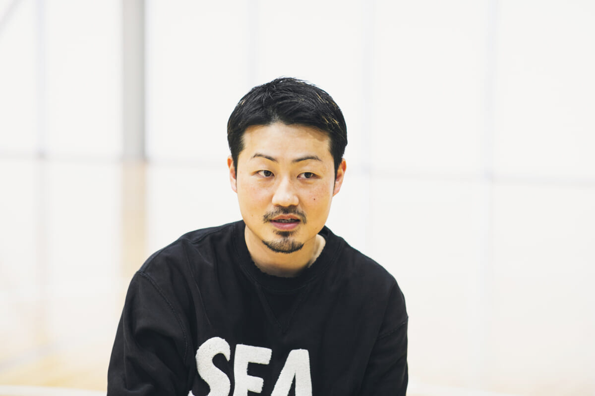 「相手にタイムアウトを取らせる3点が好き」ライジングゼファーフクオカ・狩野祐介が選んだ黒白ダンク『僕をつくった、あの1足。』 「相手にタイムアウトを取らせる3点が好き」ライジングゼファーフクオカ・狩野祐介が選んだ黒白ダンク『僕をつくった、あの1足。』