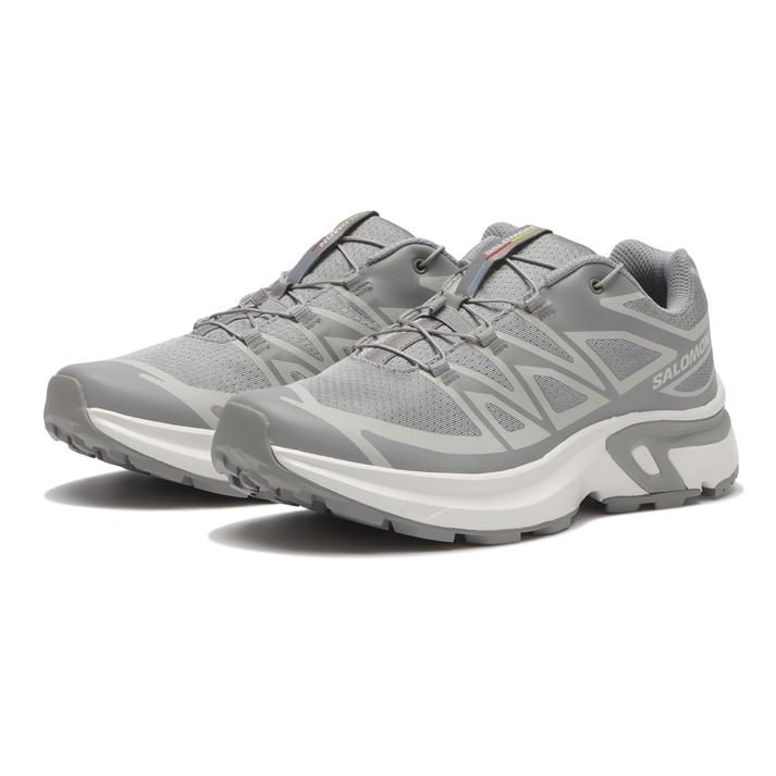 骨格ナチュラルの人に似合う靴は？ ボリューム感とカジュアルさがコーデを決める秘訣！