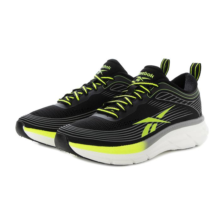 【通気性がカギ!】足元の不快な蒸れやニオイを防ぐスニーカーの選び方 【通気性がカギ!】足元の不快な蒸れやニオイを防ぐスニーカーの選び方