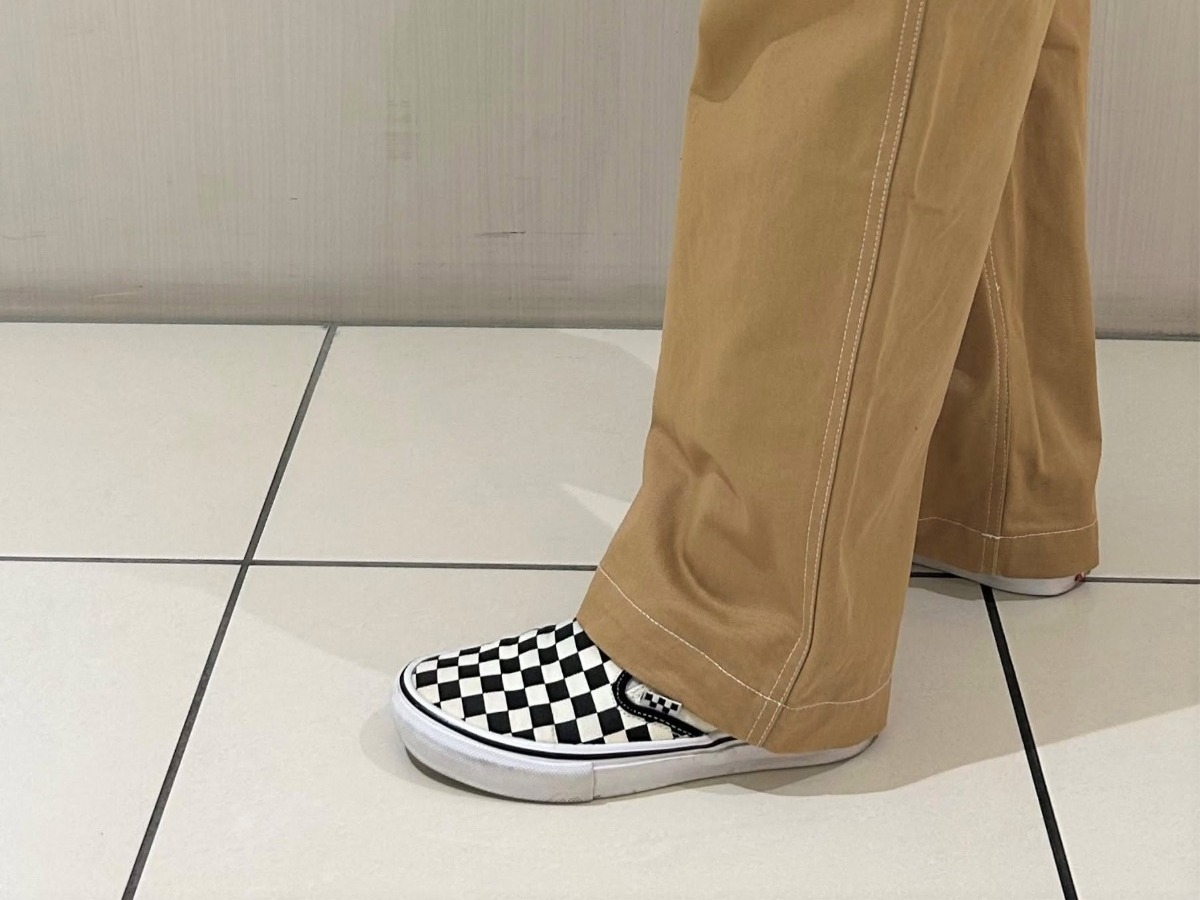 ヴァンズ（VANS）・スリッポンのお手本コーデ。大人っぽく履きこなす3つのコツ