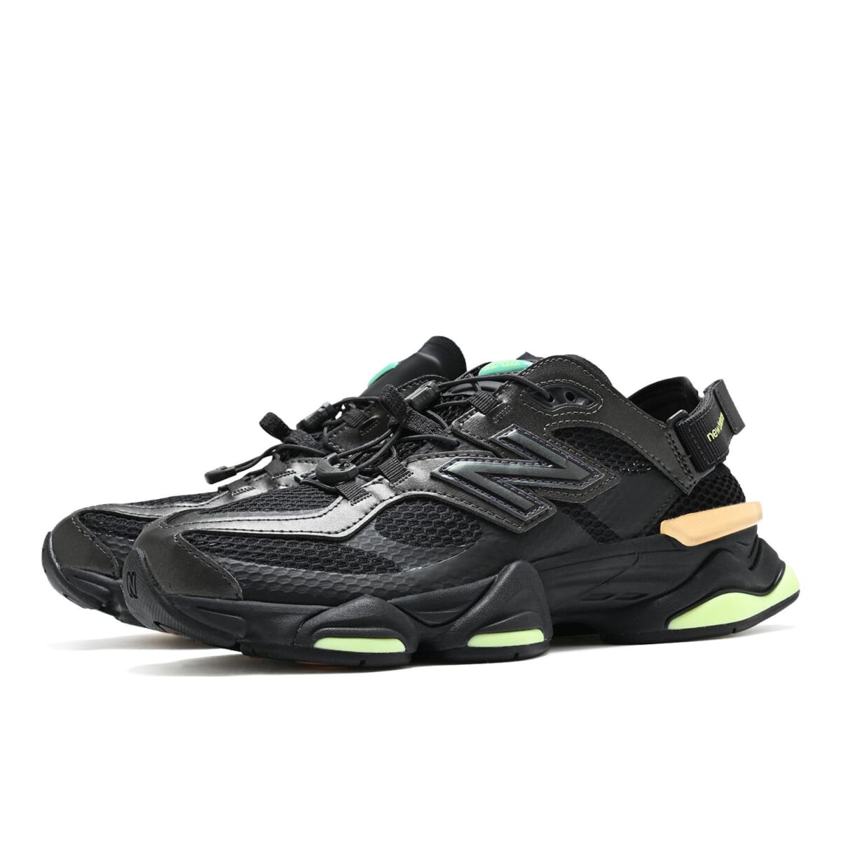 【2026年最新】レディース「スニーカーサンダル」の人気トレンドと選び方