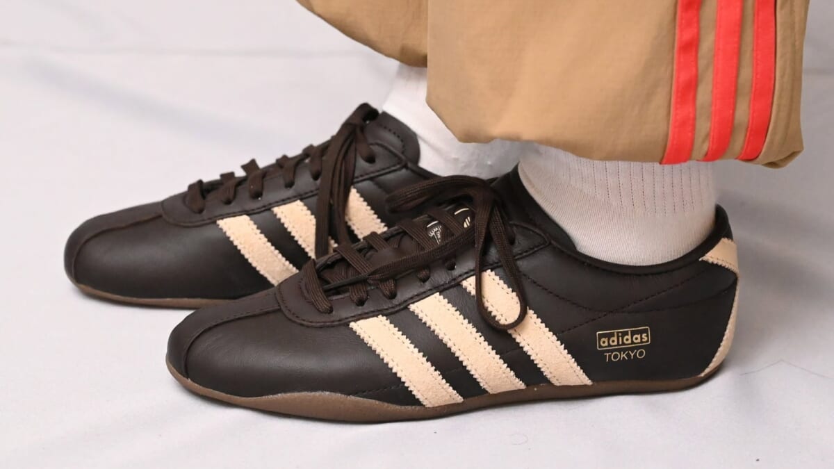 『アディダス（adidas）』 トーキョーのサイズ感や魅力とは？ 抜け感を生むオシャレな履きこなし方