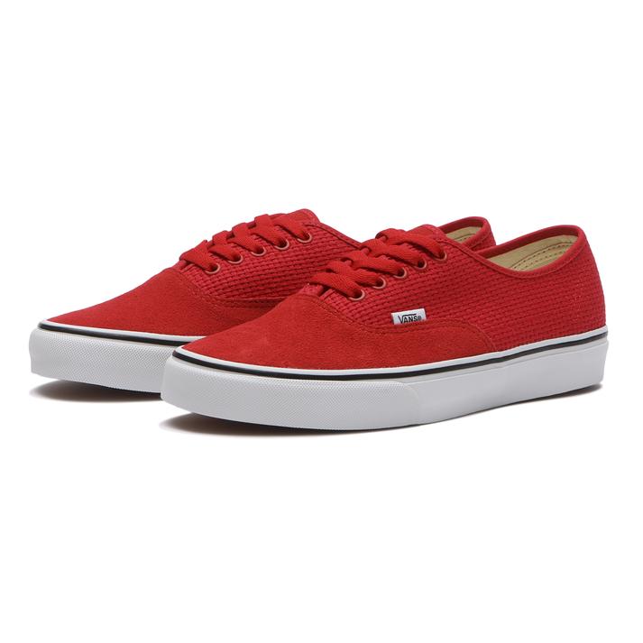 ヴァンズ(VANS)の定番「オーセンティック」のコーデのコツ。シンプルだからこそ試される取り入れ方 ヴァンズ(VANS)の定番「オーセンティック」のコーデのコツ。シンプルだからこそ試される取り入れ方