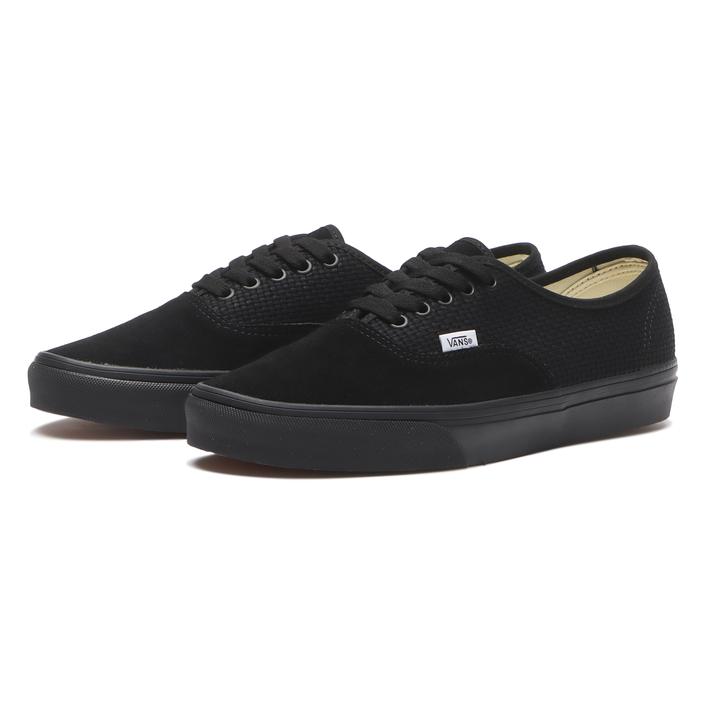 ヴァンズ(VANS)の定番「オーセンティック」のコーデのコツ。シンプルだからこそ試される取り入れ方 ヴァンズ(VANS)の定番「オーセンティック」のコーデのコツ。シンプルだからこそ試される取り入れ方