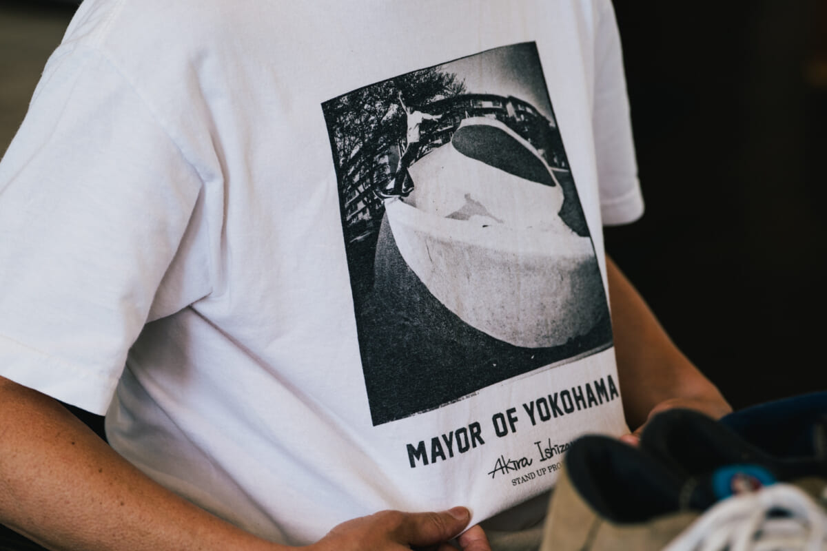 「VANSのソールは吸盤だと思っていた」。90年代のスケートシーンを、手のひらに残す土屋敬志さん【MY AUTHENTIC】