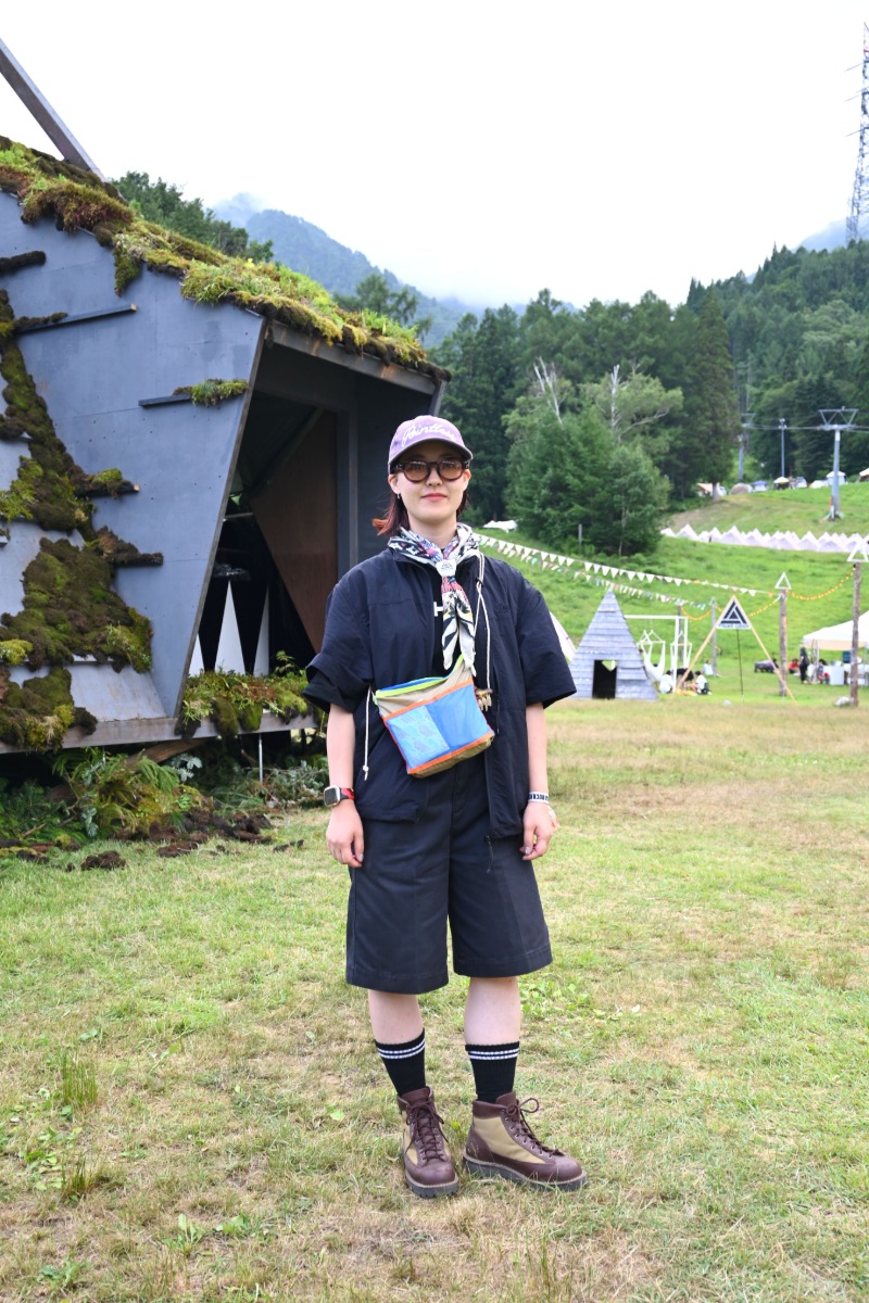 【フジロック2026足元スナップ】フェスファッションは足元から。23組の愛用シューズ&全身スタイル 【フジロック2026足元スナップ】フェスファッションは足元から。23組の愛用シューズ&全身スタイル