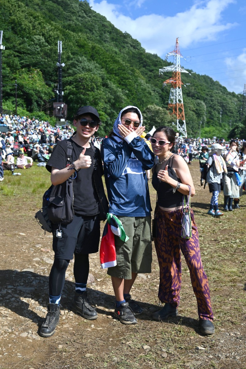 【フジロック2026足元スナップ】フェスファッションは足元から。23組の愛用シューズ&全身スタイル 【フジロック2026足元スナップ】フェスファッションは足元から。23組の愛用シューズ&全身スタイル