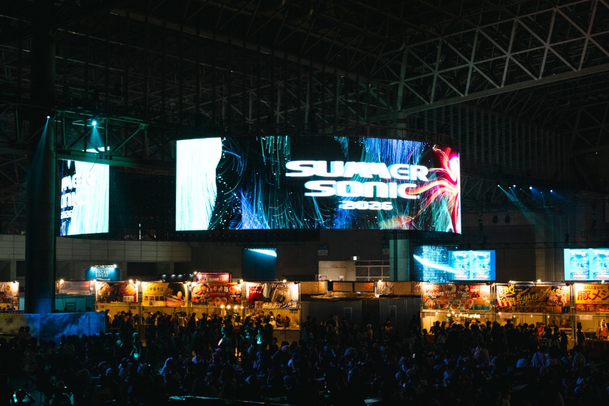 【サマソニ2026 足元SNAP】アウトドア＆スポーツMIXが人気！ 会場でキャッチした最旬フェススタイル25選